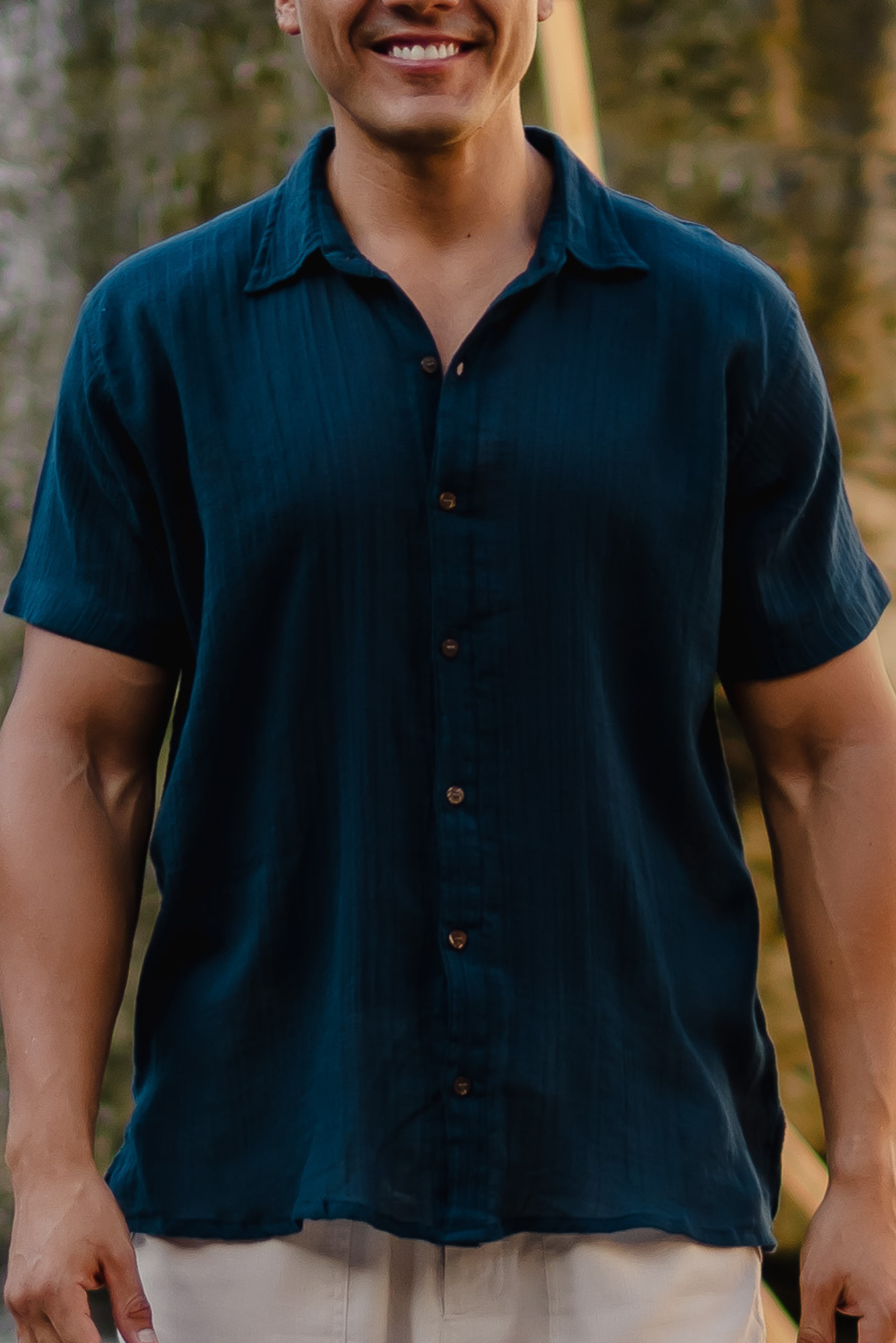 Camisa Clásica en Gasa de Algodón. Manga Corta